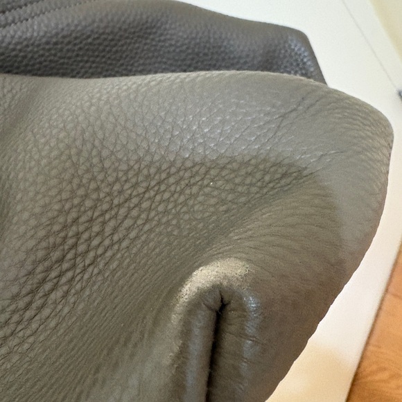 Madewell Gray Pebbled Leather TransportTote - Picture 6 of 9